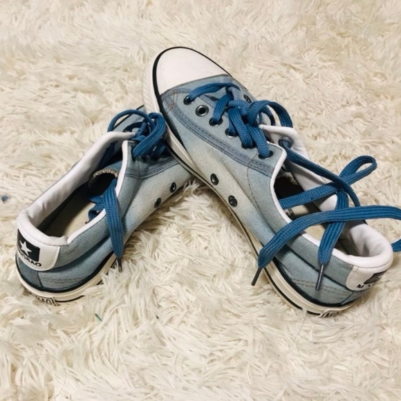 Sneakers - Picture 2 of 2